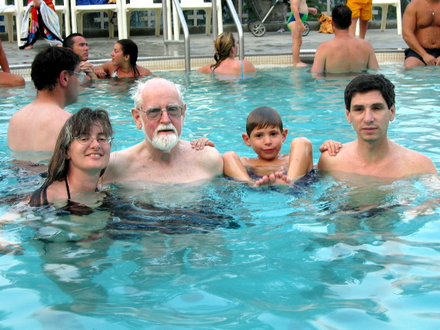 Mia, Arthur, Natan, Ben, Upper Hot Springs, Banff