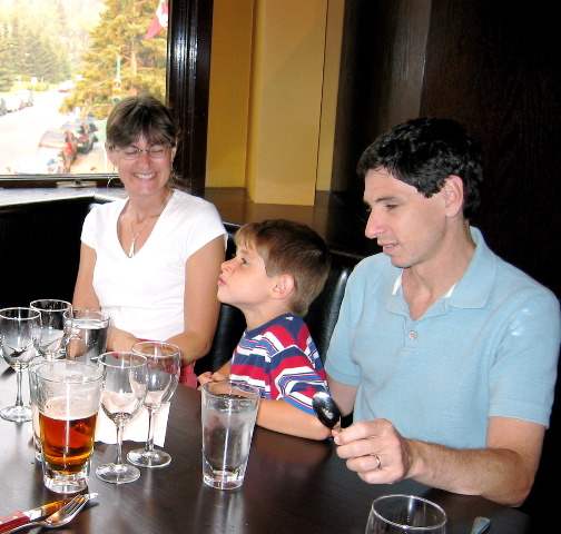 Mia, Natan, Ben at Earl's, Banff